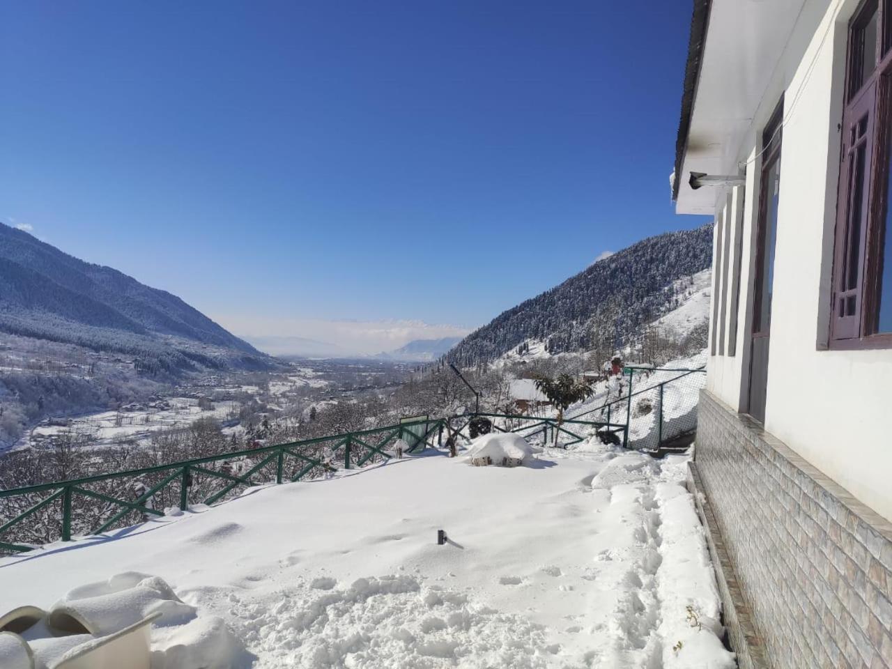 Cliff Cottage Pahalgam, Kashmir Batakut Εξωτερικό φωτογραφία