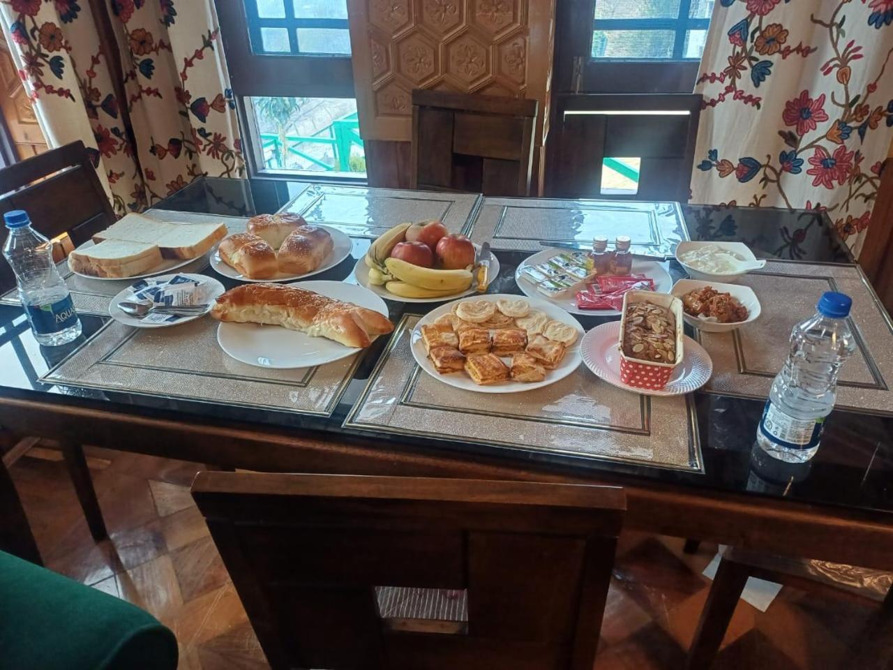 Cliff Cottage Pahalgam, Kashmir Batakut Εξωτερικό φωτογραφία