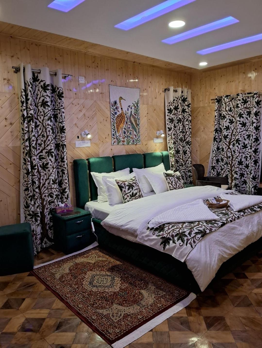 Cliff Cottage Pahalgam, Kashmir Batakut Εξωτερικό φωτογραφία