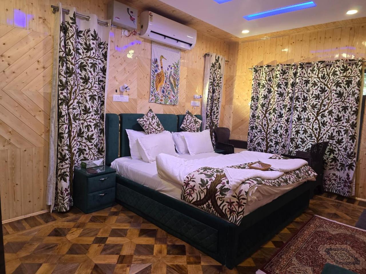 Cliff Cottage Pahalgam, Kashmir Batakut Εξωτερικό φωτογραφία