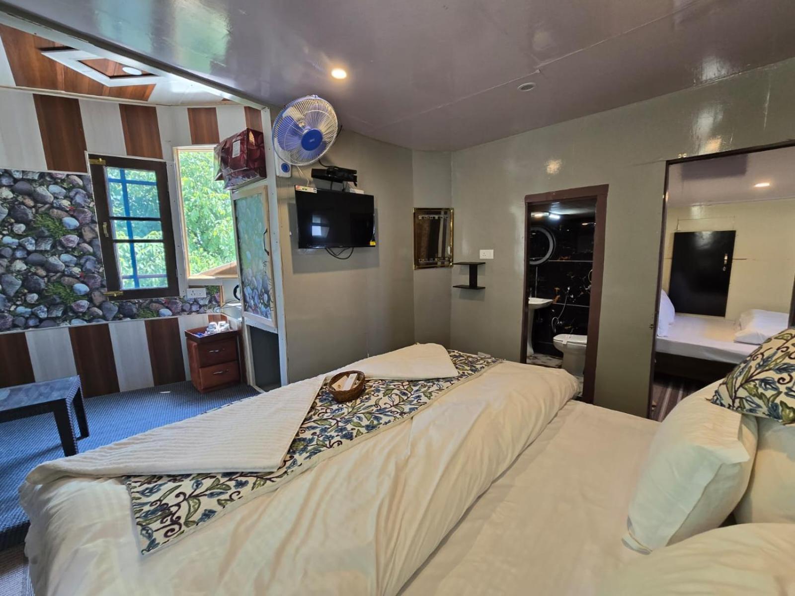 Cliff Cottage Pahalgam, Kashmir Batakut Εξωτερικό φωτογραφία